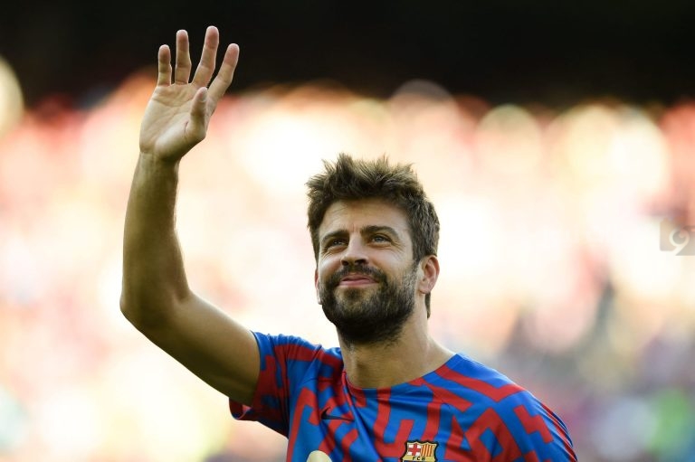 بيكيه ينتقد بيان ريال مدريد ضد الحكام: “ستار دخاني مستمر منذ 120 عامًا”