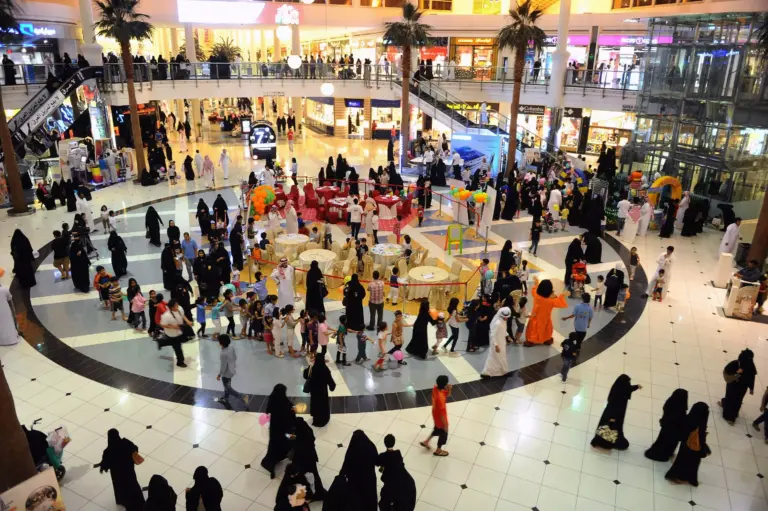 المواعيد الرسمية لفتح وغلق المولات بالسعودية خلال شهر رمضان المبارك 1447