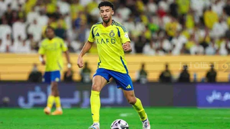 دموع النجدي وآل فتيل بعد خسارة النصر أمام الاتفاق