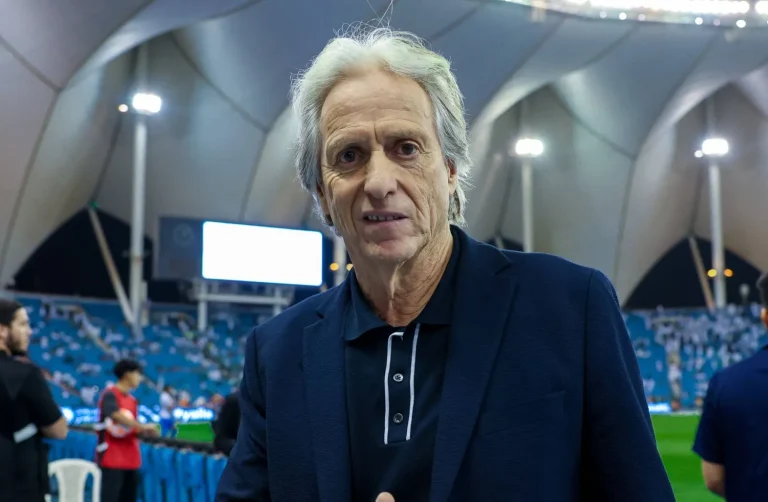 الهريفي ينصح جماهير الهلال بعدم الاستعجال في رحيل خيسوس
