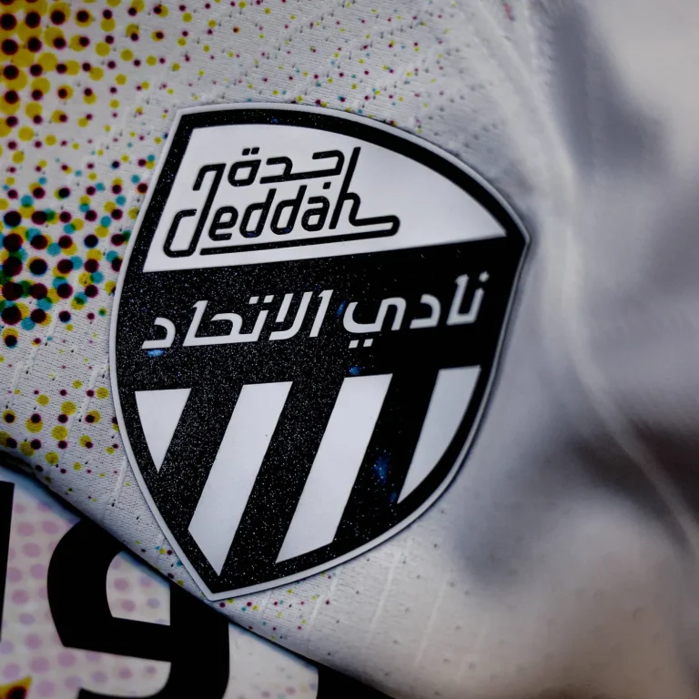 الاتحاد يصل إلى الدمام لمواجهة الخليج وسط غياب ثلاثي مؤثر