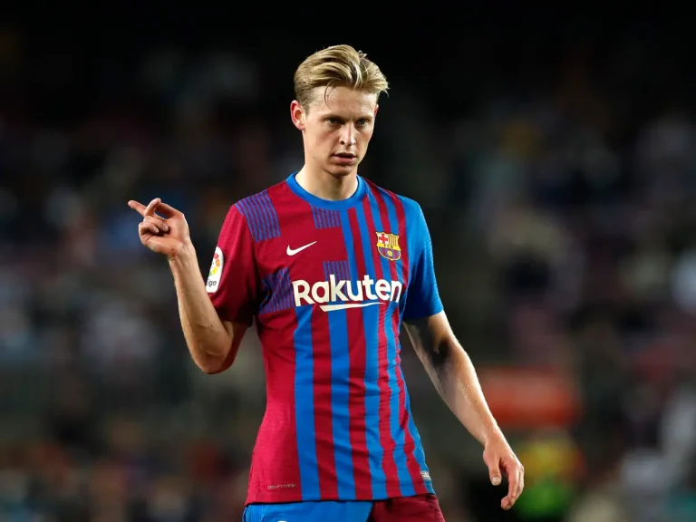برشلونة يحسم مستقبل دي يونغ ويستعد لتجديد عقده قريبًا