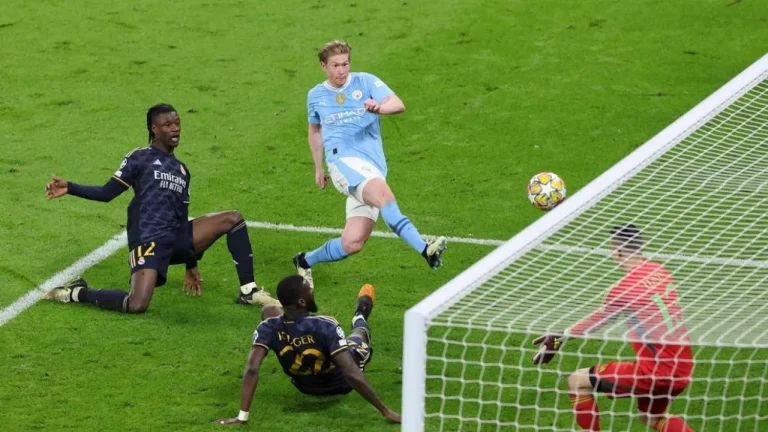 دوري أبطال أوروبا يعود بمواجهات نارية وقمة منتظرة بين السيتي والريال