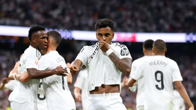 دفاع ريال مدريد يواجه أزمة كبيرة مع تزايد الإصابات في الموسم الحالي