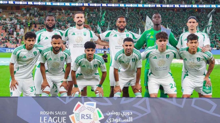 الأهلي يعزز صفوفه بصفقات قوية استعدادًا لدوري أبطال آسيا للنخبة