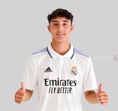 مفاوضات تجديد عقد خيسوس فورتيا مع ريال مدريد تراوح مكانها