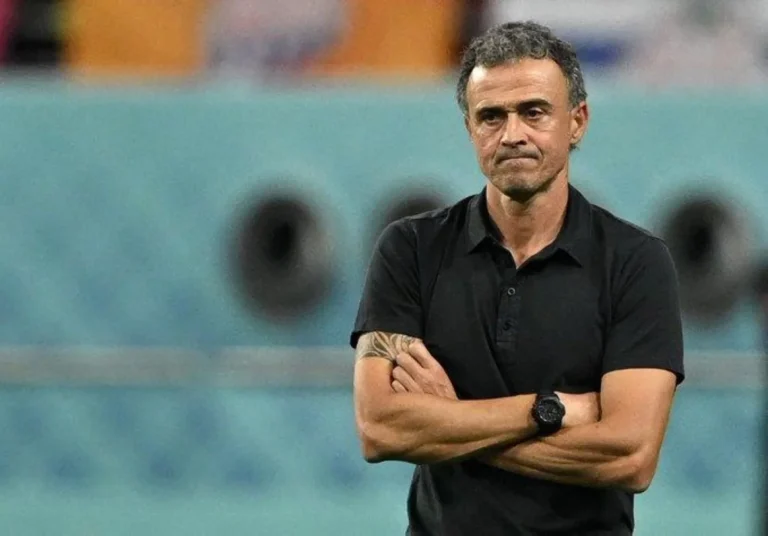 لويس إنريكي يعلن قائمة باريس سان جيرمان لمباراة لومان في كأس فرنسا
