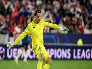 نيالند: إشبيلية مستعد لمواجهة برشلونة ويجب استغلال الفرص