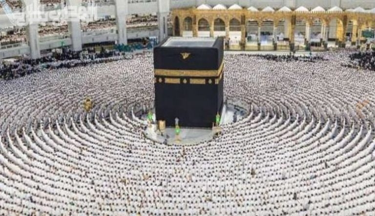جدول أئمة الحرم المكي هذا الأسبوع والمؤذنين 1447 حتى نهاية شعبان
