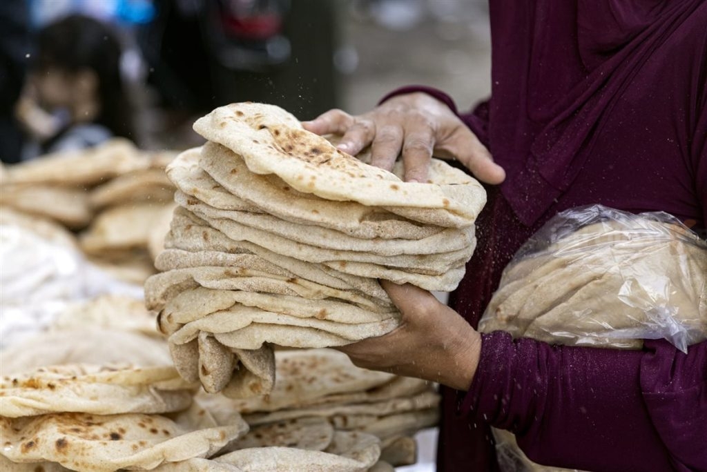 حقيقة إلغاء دعم الخبز في مصر بعد تطبيق النقدي اعتبارًا من يوليو