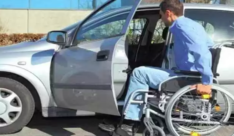 طريقة تقديم طلب الحصول على سيارة مجانية لذوي الاحتياجات الخاصة في السعودية ورابط الخدمة الرسمي والمتطلبات الأساسية للاستفادة من الخدمة 1447