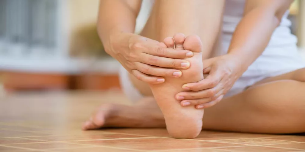 علاج النقرس بالاعشاب في المنزل للأطفال والكبار