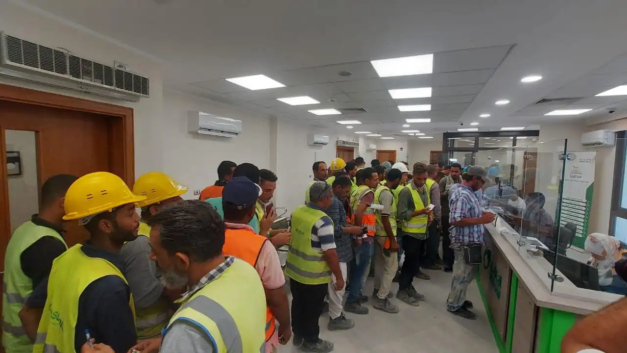 موعد صرف منحة العمالة غير المنتظمة 2025 وخطوات التسجيل في المنحة