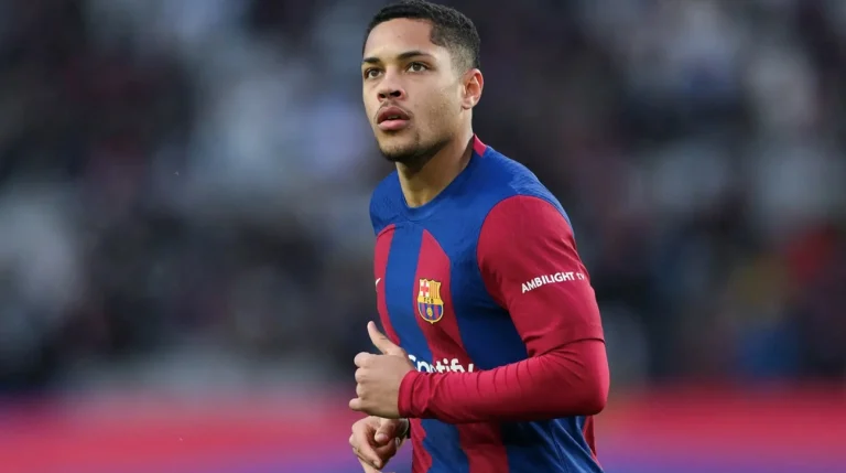 برشلونة يتخلى عن فيتور روكي لصالح بالميراس البرازيلي