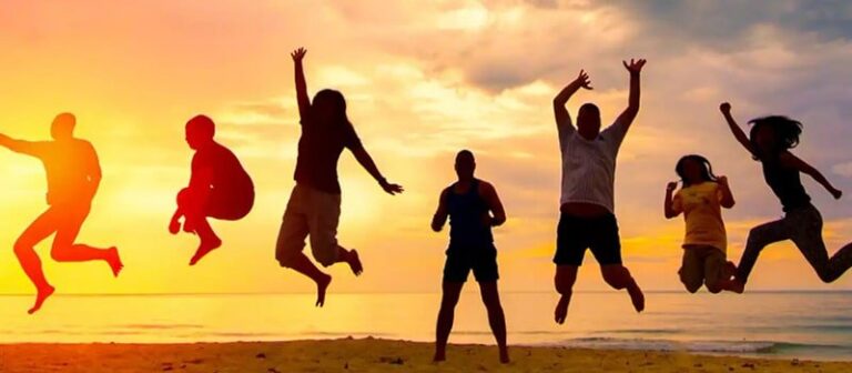 66+ حكم وأقوال عن الصداقة والوفاء