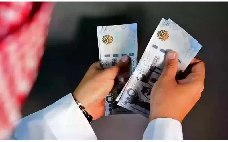 “بأمر ملكي” صرف راتبين من دفعة حساب المواطن لشهر أبريل لجميع المستفيدين .. حقيقة أم شائعة؟