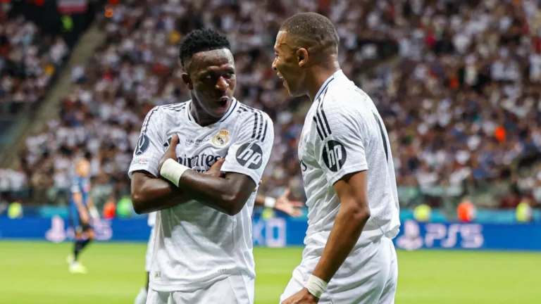 كابيلو يشعل الجدل: هل يتعارض أسلوب مبابي وفينيسيوس في هجوم ريال مدريد؟