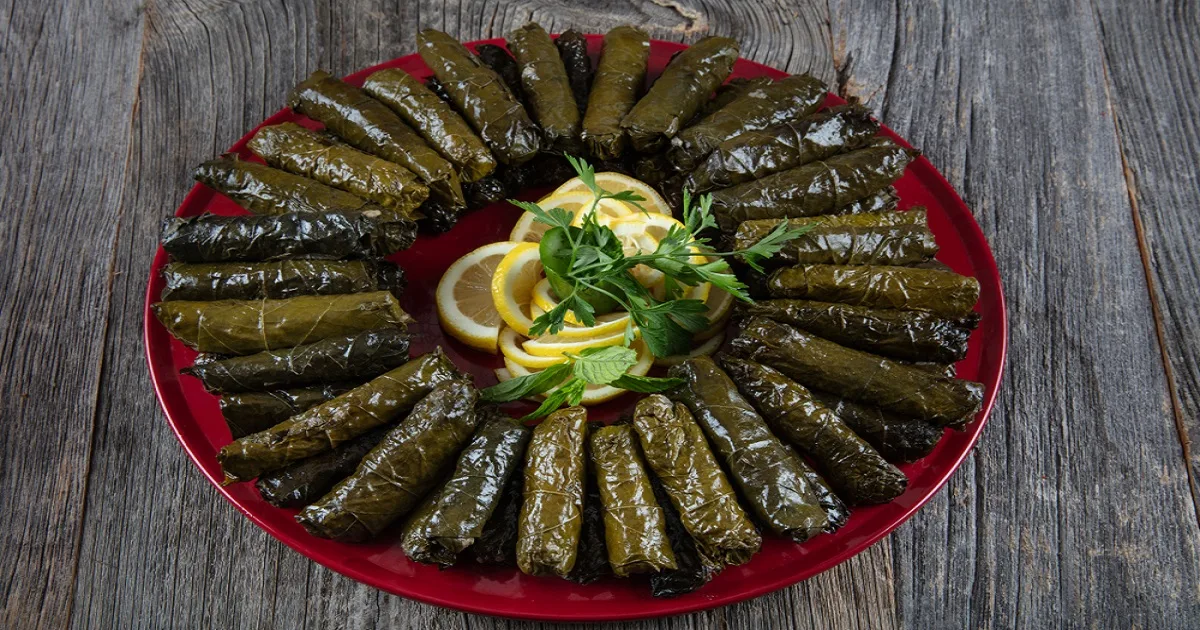 ما هي طريقة عمل ورق العنب على الطريقة التركية
