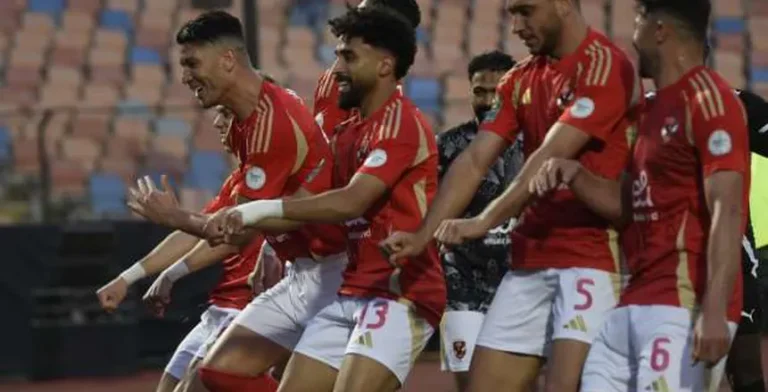 أحداث فجرًا في الأهلي: توتنهام يسعى للتعاقد مع المدرب الجديد، والمعاريون يرفضون العودة، ومفاجأة تتعلق بأزمة كولر