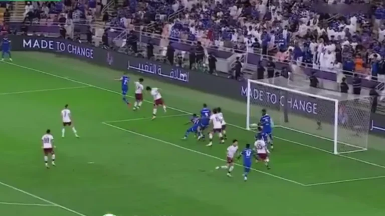 الهلال يفتتح التسجيل أمام جوانغجو برأسية مميزة في بداية الاحتفالات