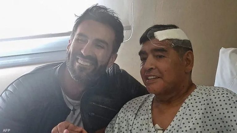 تصريح مفاجئ من طبيب العناية المركزة بشأن وفاة مارادونا