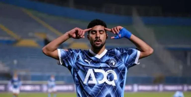 رد فعل بيراميدز على انتقال إبراهيم عادل إلى الجزيرة الإماراتي.. واللاعب يقدم ردًا مفاجئًا