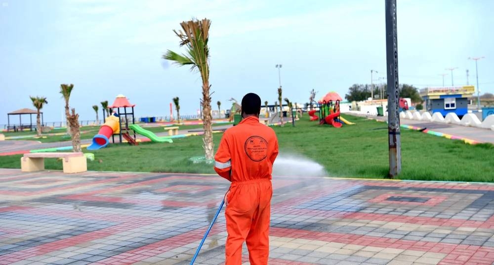 2538 فريقًا ومقاولًا يواجهون تحديات أعمال الإصحاح البيئي.