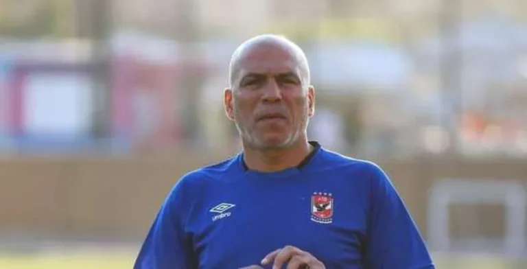 محمد يوسف يتولى حل أزمة مركز الظهير الأيسر في الأهلي