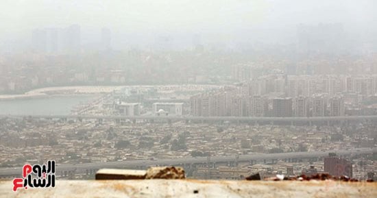 الأرصاد: تحسن تدريجي للطقس بعد انعدام الرؤية على الطرق والمحاور الرئيسية