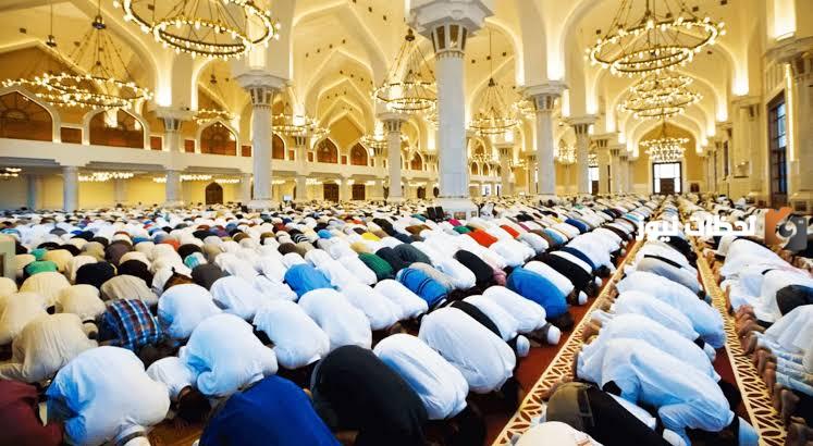 ما حكم من فاتته صلاة عيد الفطر؟ هل يأثم؟ الإفتاء توضح الإجابة