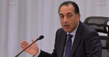 رئيس الوزراء يتابع حادثة كسر خط الغاز في مدينة السادس من أكتوبر