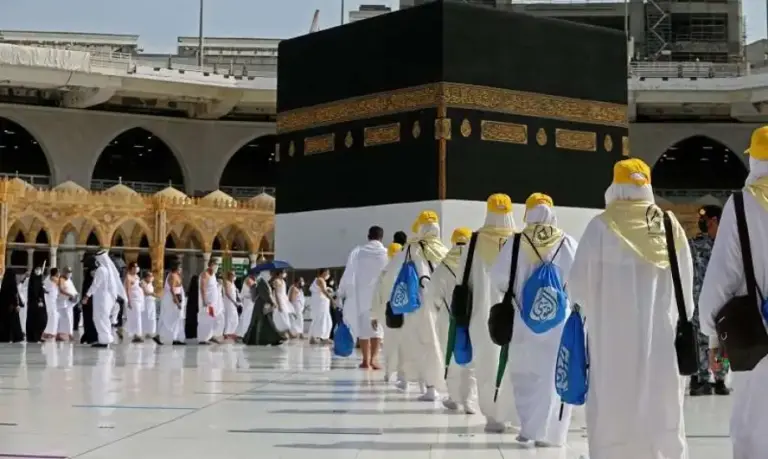 هل يمكن أداء مناسك الحج بدون لقاحات؟ شروط السفر لأداء مناسك الحج والأوراق المطلوبة
