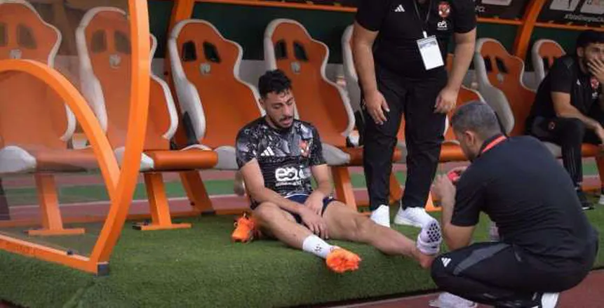 لاعب جديد يجمع حقائبه استعدادا للرحيل عن الأهلي