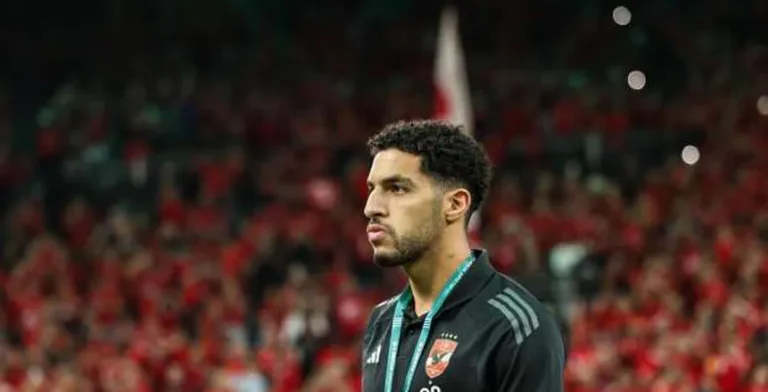 الأهلي يحدد بديل «شوبير» للموسم المقبل بعد عرض فالنسيا لضم اللاعب