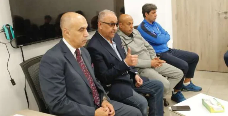 اجتماع طارئ بين رئيس نادي البنك ولاعبيه قبل ساعات من مباراة بيراميدز
