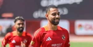 الأهلي يتيح لعمرو السولية اتخاذ قراره بشأن مستقبله
