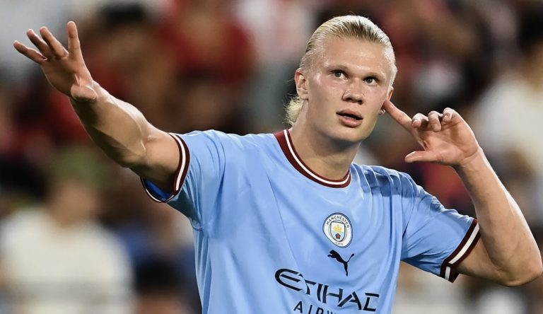 غوارديولا يستبعد هالاند من مباراة وولفرهامبتون