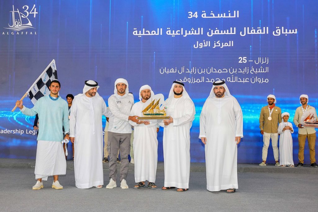 اعد صياغة هذا العنوانراشد بن حمدان يتوج «زلزال 25» بطلاً لسباق القفال 34