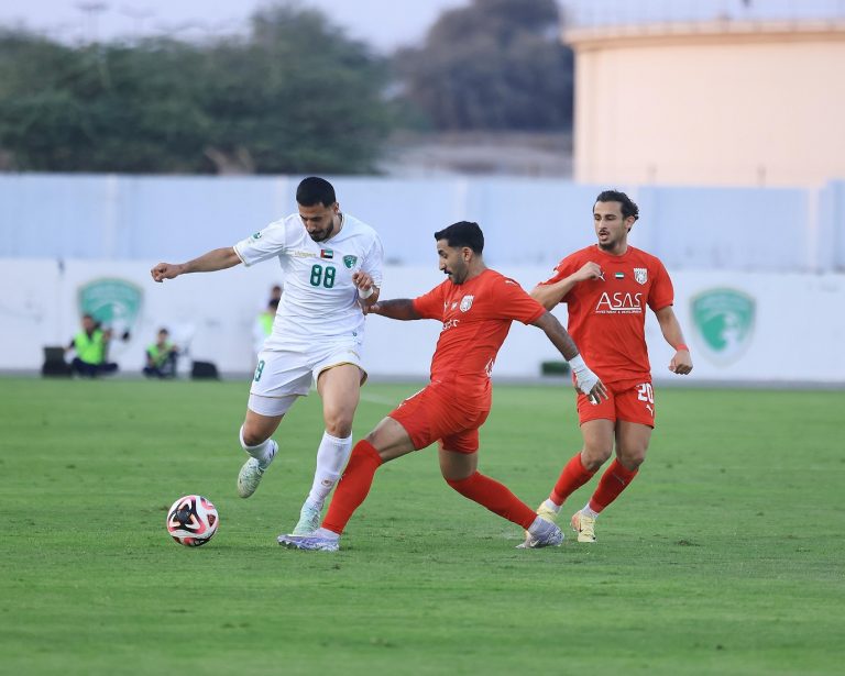 الفجيرة يتغلب على «الصقور» بثلاثية دون رد في دوري «الهواة»