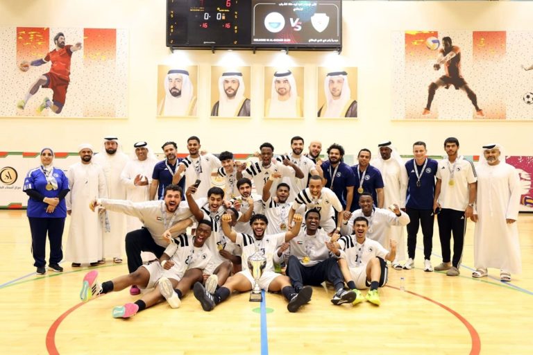 فريق شباب الشارقة يتوج بكأس الإمارات للمرة الثالثة عشرة