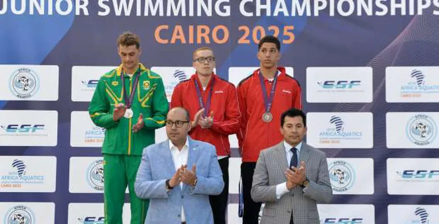 مصر تحصد 11 ميدالية في أول يوم من منافسات البطولة الإفريقية للسباحة