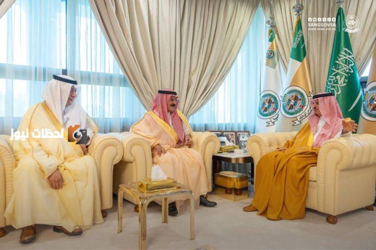 استقبال نائب وزير الحرس الوطني لأمراء الأفواج يتصدر الأخبار
نائب وزير الحرس الوطني يلتقي بأمراء الأفواج في زيارة مميزة
أمراء الأفواج في ضيافة نائب وزير الحرس الوطني
لقاء مميز بين نائب وزير الحرس الوطني وأمراء الأفواج
