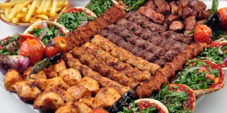 كيف أعرف اقرب مطعم من موقعي هذا
