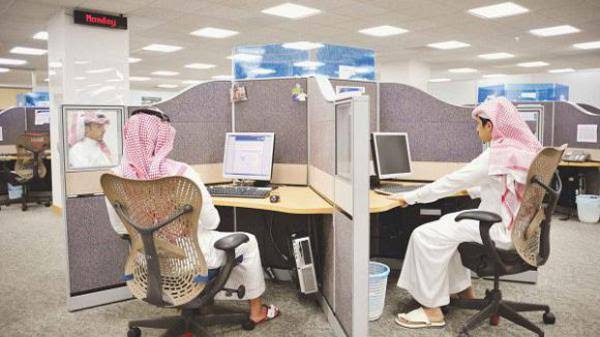 التوظيف بالسعودية يعزز النمو ويصل لأعلى مستوى منذ عشر سنوات