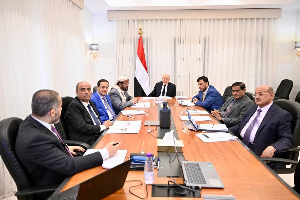 الرئاسي اليمني خلال الاجتماع.