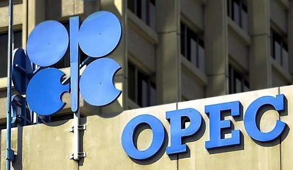 السعودية وسبع دول في اوبك يقررون زيادة الانتاج اربع مئة برميل يوميا يونيو