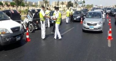 <p><strong>المرور يغلق كوبري التسعين في الاتجاه من محور التسعين الجنوبي لمدة 15 يومًا</strong></p>