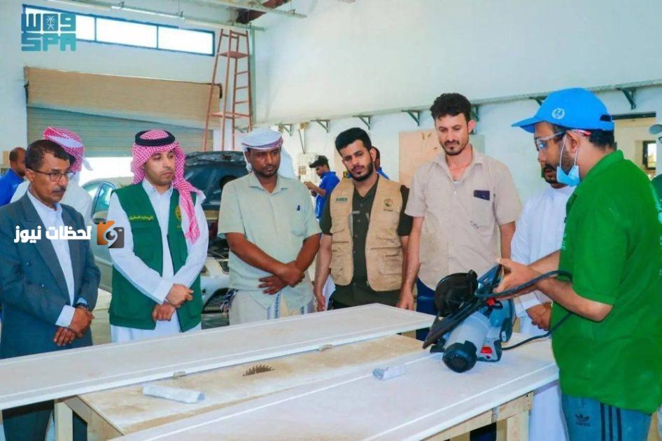 فريق مركز الملك سلمان للإغاثة يطّلع على سير تنفيذ الدورات التدريبية.