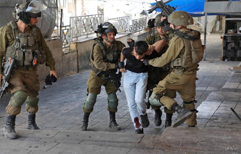 اعتقالات إسرائيلية لفلسطينيين.