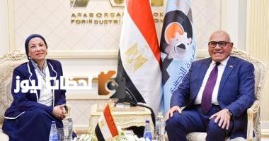رئيس الهيئة العربية للتصنيع ووزيرة البيئة يشهدان توقيع مجموعة اتفاقيات مشتركة
